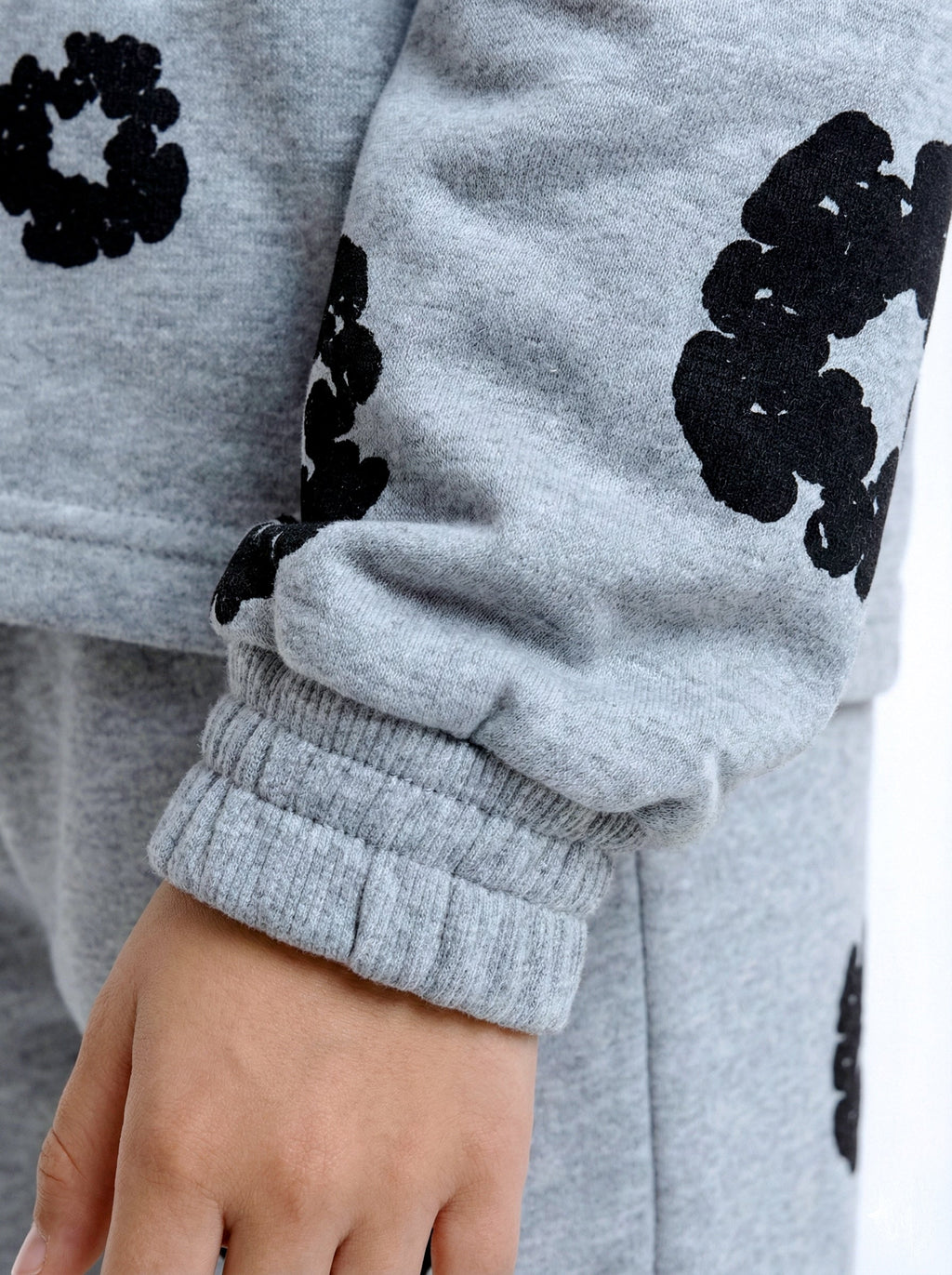 Kids Premium 100% Cotton Fleece Printed Lounge Suit – Soft, Cozy & Winter-Perfect